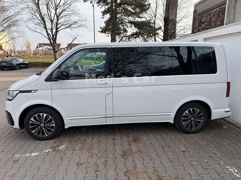 Second-hand VW Multivan 150 CP (110 kW) 2021 Alb Monovolum