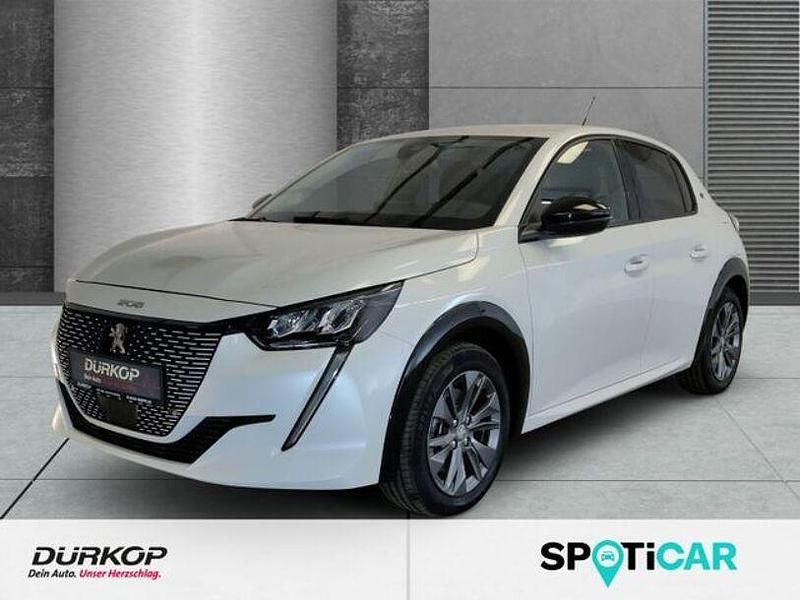 Weiß Gebraucht 2022 Peugeot e-208 Allure Kleinwagen | 20.250 € (Etwas zu teuer) - Bild 1/4