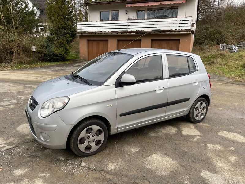 Gebraucht Kia Picanto LX 65 PS (47 kW) 2009 Silber Kleinwagen