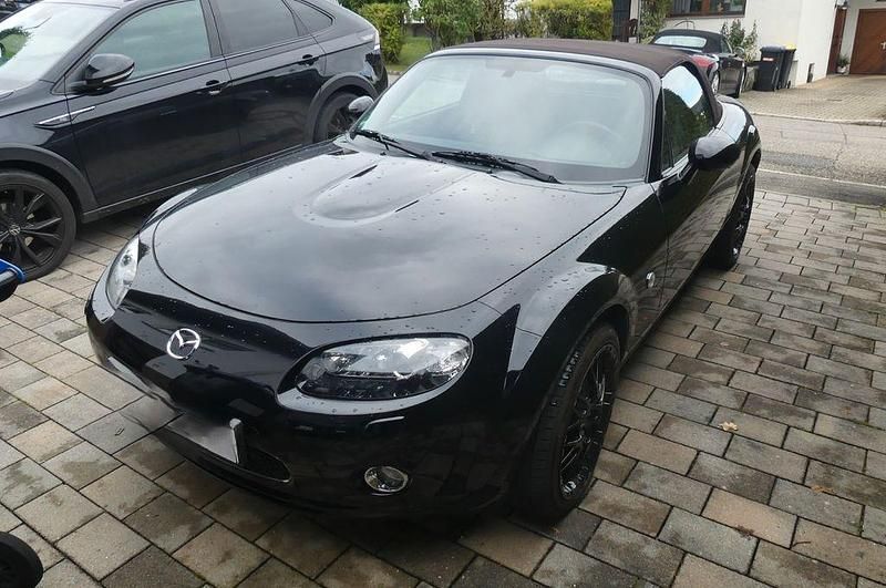 Gebraucht Mazda MX5 126 PS (92 kW) 2009 Schwarz Cabrio