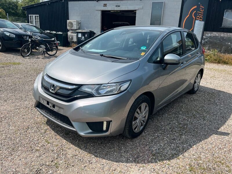 Gebraucht 2016 Honda Jazz Trend Kleinwagen | 5.700 € (Fairer Preis) - Bild 1/4