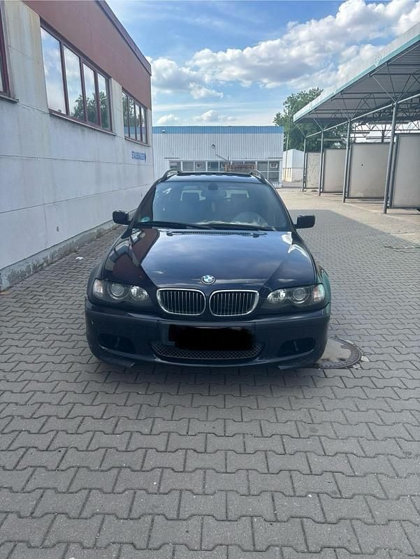 Blau Gebraucht 2005 BMW 320 M Sport Kombi | 1.999 € (Guter Preis) - Bild 1/4
