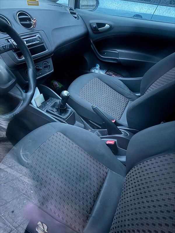 Gebraucht Seat Ibiza 69 PS (50 kW) 2009 Schwarz Kleinwagen