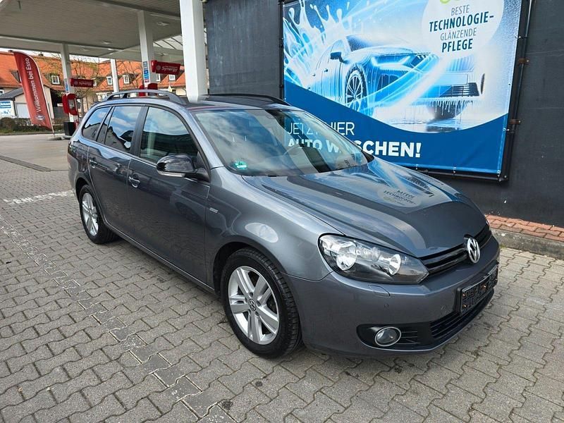 Gebraucht VW Golf VII Match 105 PS (77 kW) 2012 Grau Kombi