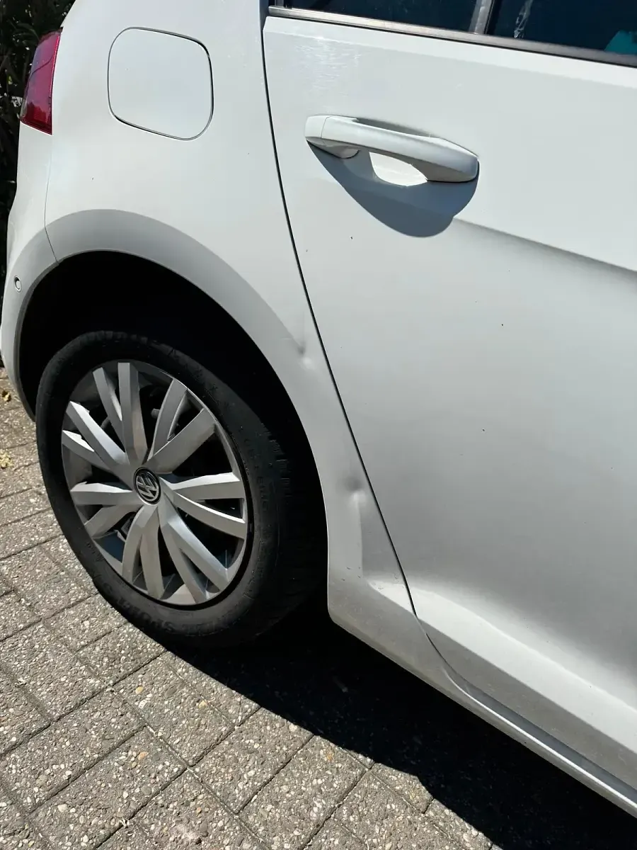 Second-hand VW Golf VII 110 CP (80 kW) 2015 Alb Hatchback