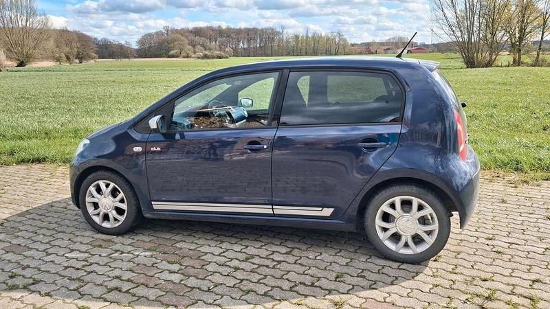 Gebraucht VW up! CLUB 75 PS (55 kW) 2016 Blau Kleinwagen