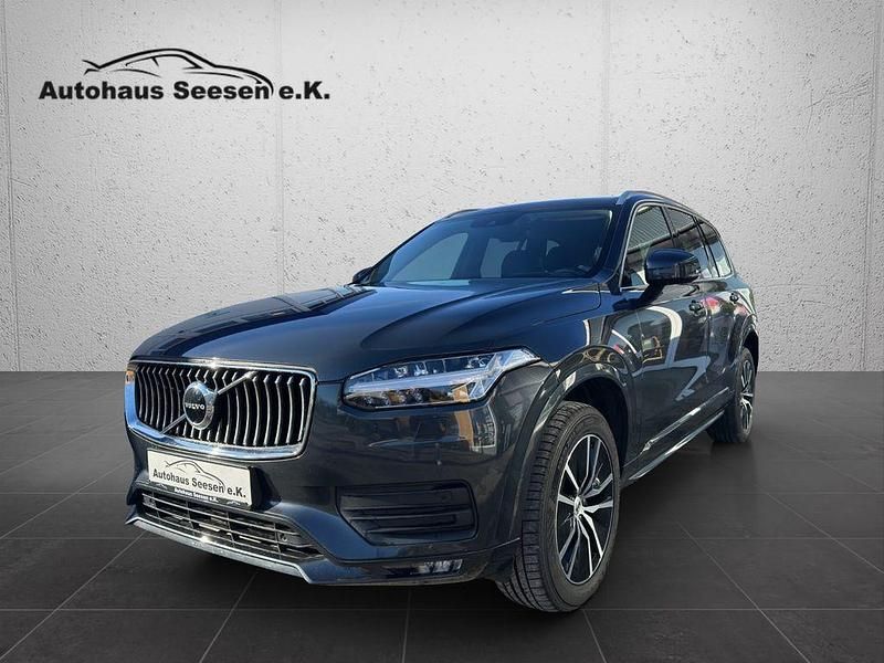 Gebraucht Volvo XC90 Momentum 235 PS (172 kW) 2021 Grau SUV