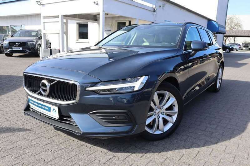 Denim blue Gebraucht 2022 Volvo V60 Core Kombi | 28.970 € (Fairer Preis) - Bild 1/2