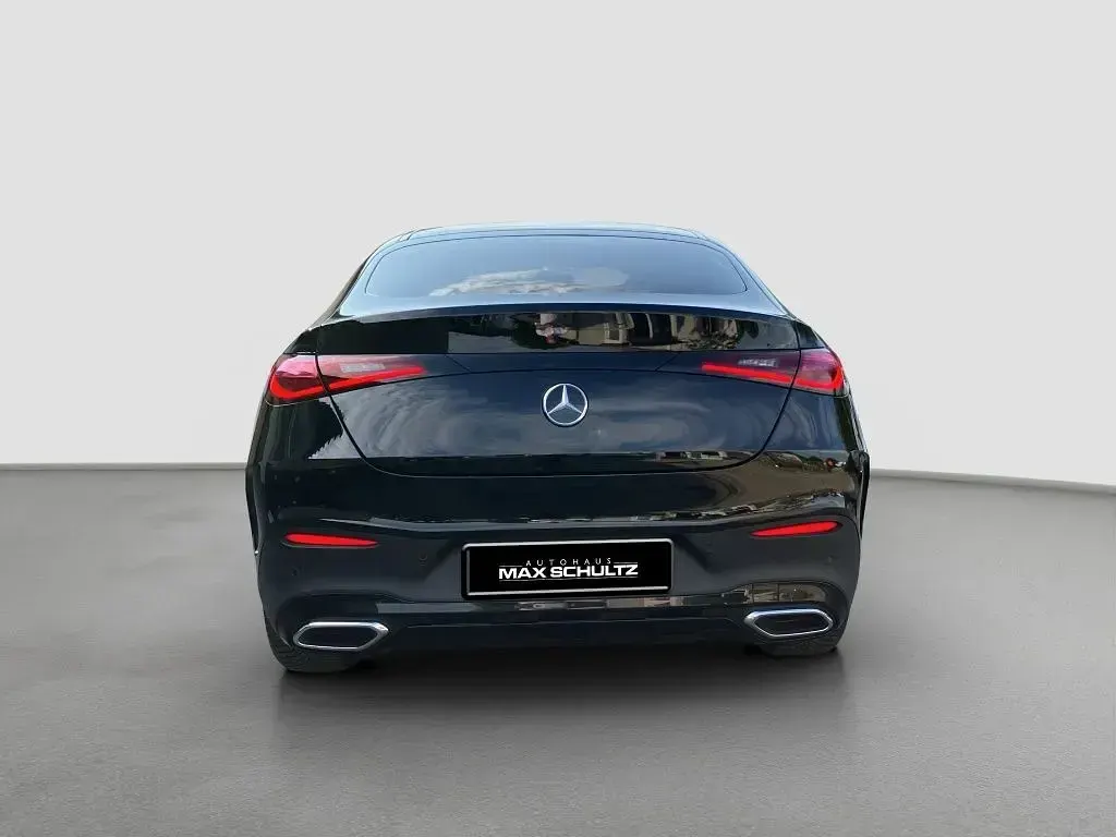 Gebraucht Mercedes GLC200 AMG 204 PS (150 kW) 2026 Schwarz SUV