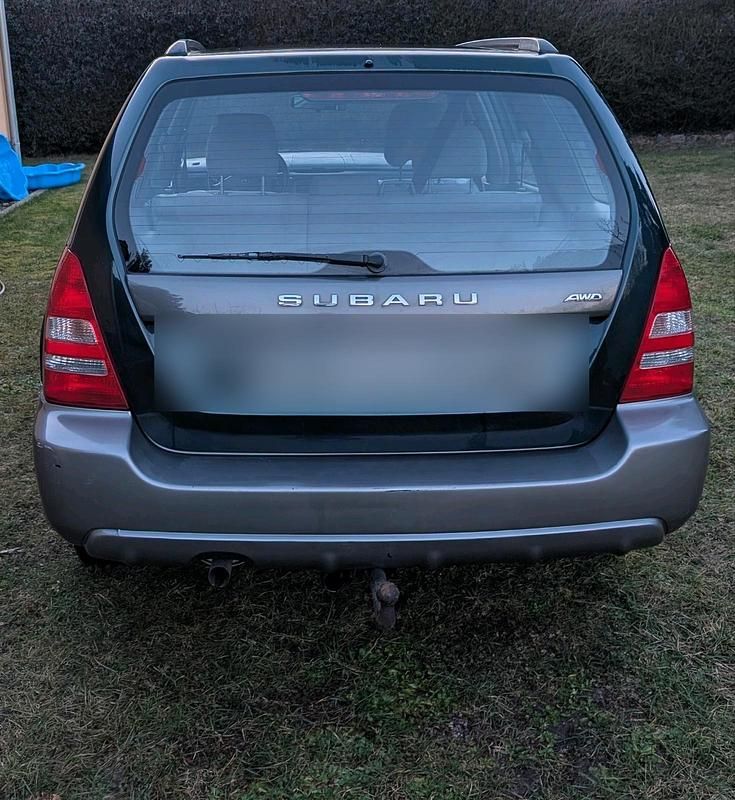 Second-hand Subaru Forester 125 CP (91 kW) 2003 Verde SUV