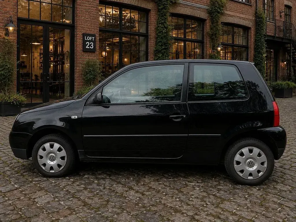 Używany VW Lupo 50 KM (36 kW) 2003 Czarny Hatchback