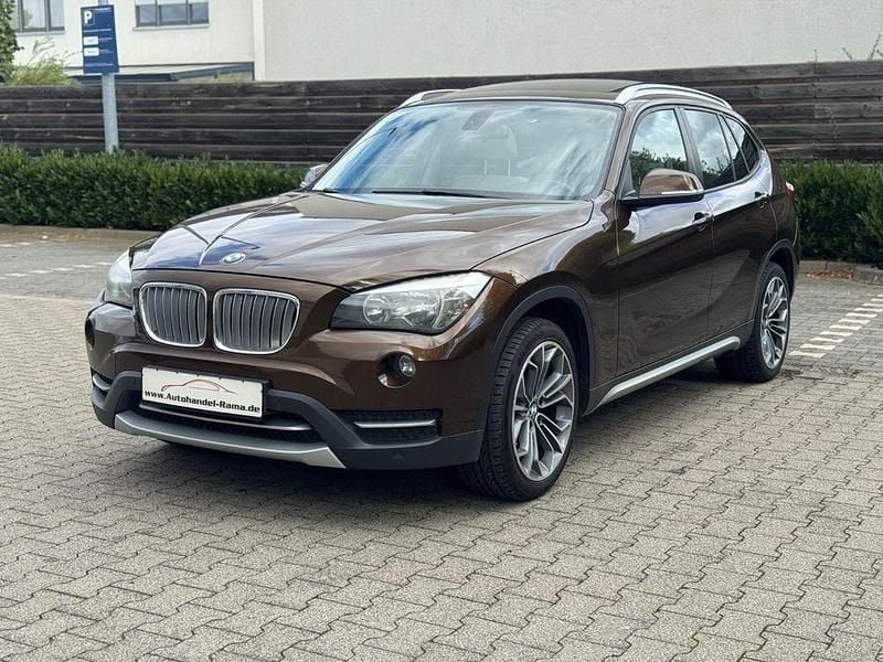 Braun Gebraucht 2012 BMW X1 xLine SUV | 8.490 € (Guter Preis) - Bild 1/4