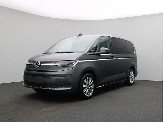 Gebraucht VW Multivan Style 150 PS (110 kW) 2025 Van / Kleinbus