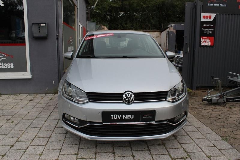 Grau Gebraucht 2017 VW Polo Kleinwagen | 7.999 € (Guter Preis) - Bild 1/4