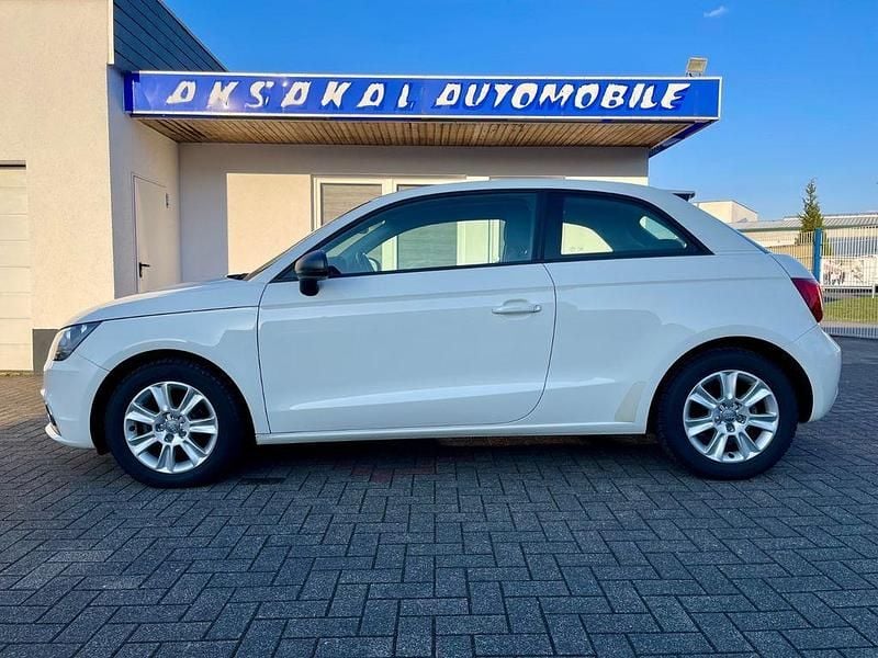 Gebraucht Audi A1 Attraction 86 PS (63 kW) 2013 Weiß Kleinwagen