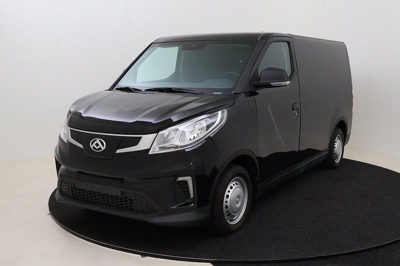 Neu Maxus eDeliver 3 117 kW (160 PS) 2026 Black metallic Van