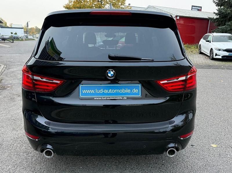 Gebraucht BMW 218 Sport Line 150 PS (110 kW) 2022 Schwarz Kombi
