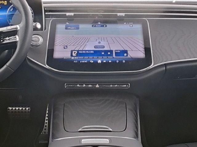 Gebraucht Mercedes E400 252 PS (185 kW) 2024