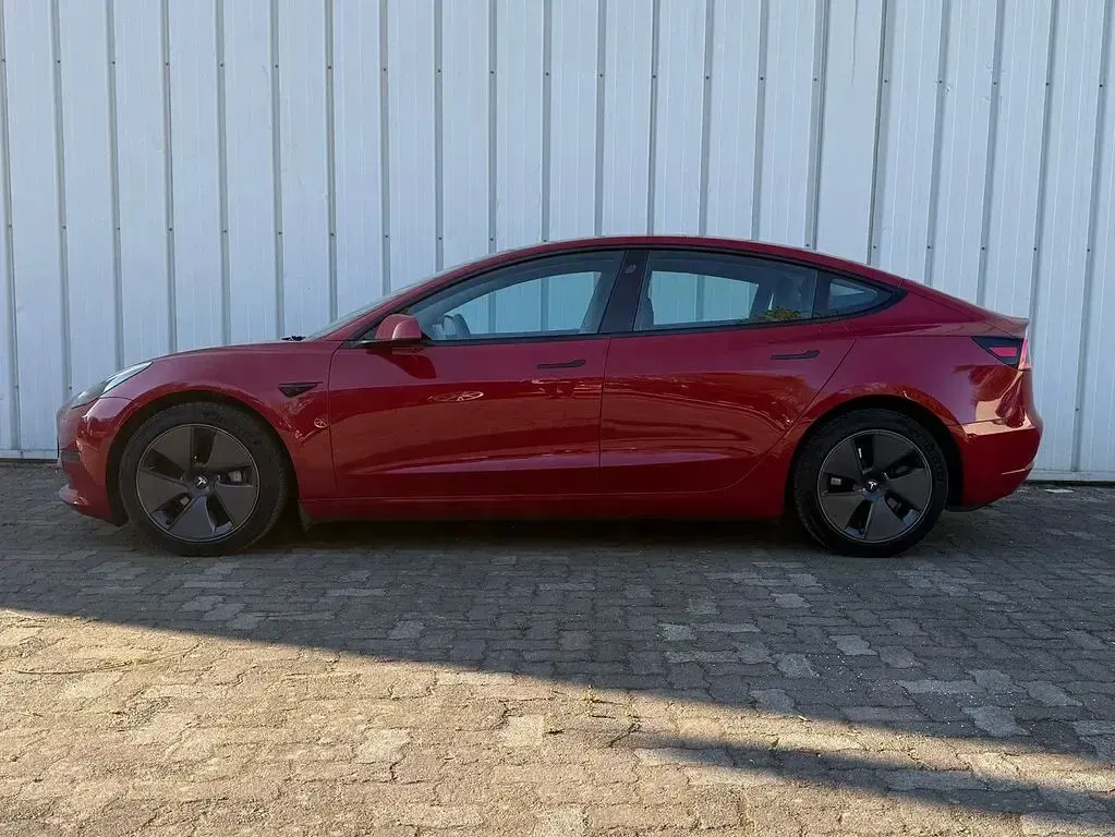 Brugt Tesla Model 3 Long Range AWD 366 kW (498 HK) 2022 Rød Sedan