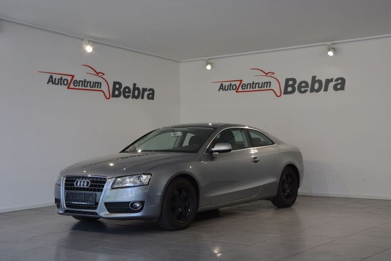 Quarzgrau metallic Gebraucht 2009 Audi A5 Sport Coupé | 4.700 € (Superpreis) - Bild 1/4
