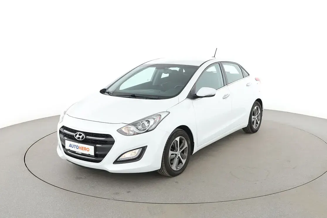 Gebraucht Hyundai i30 YES! 101 PS (74 kW) 2015 Limousine