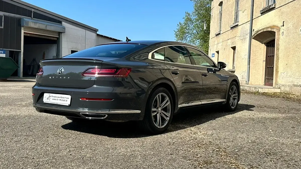 Gebraucht VW Arteon R-line 190 PS (139 kW) 2019 Grau Kleinwagen