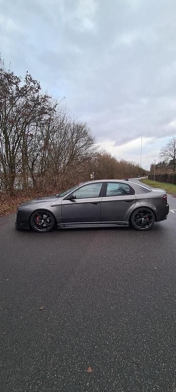 Gebraucht Alfa Romeo 159 240 PS (176 kW) 2008 Grau Limousine