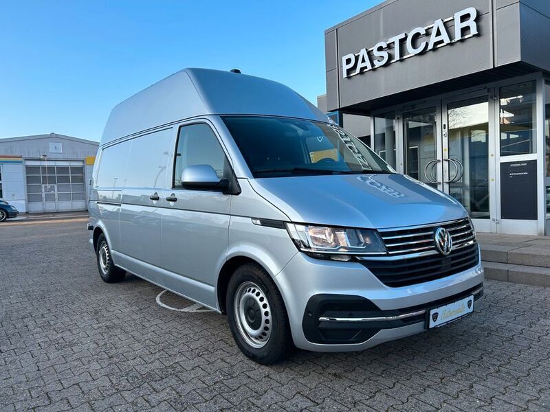 Reflexsilber metallic Gebraucht 2022 VW T6.1 Van | 28.700 € - Bild 1/4