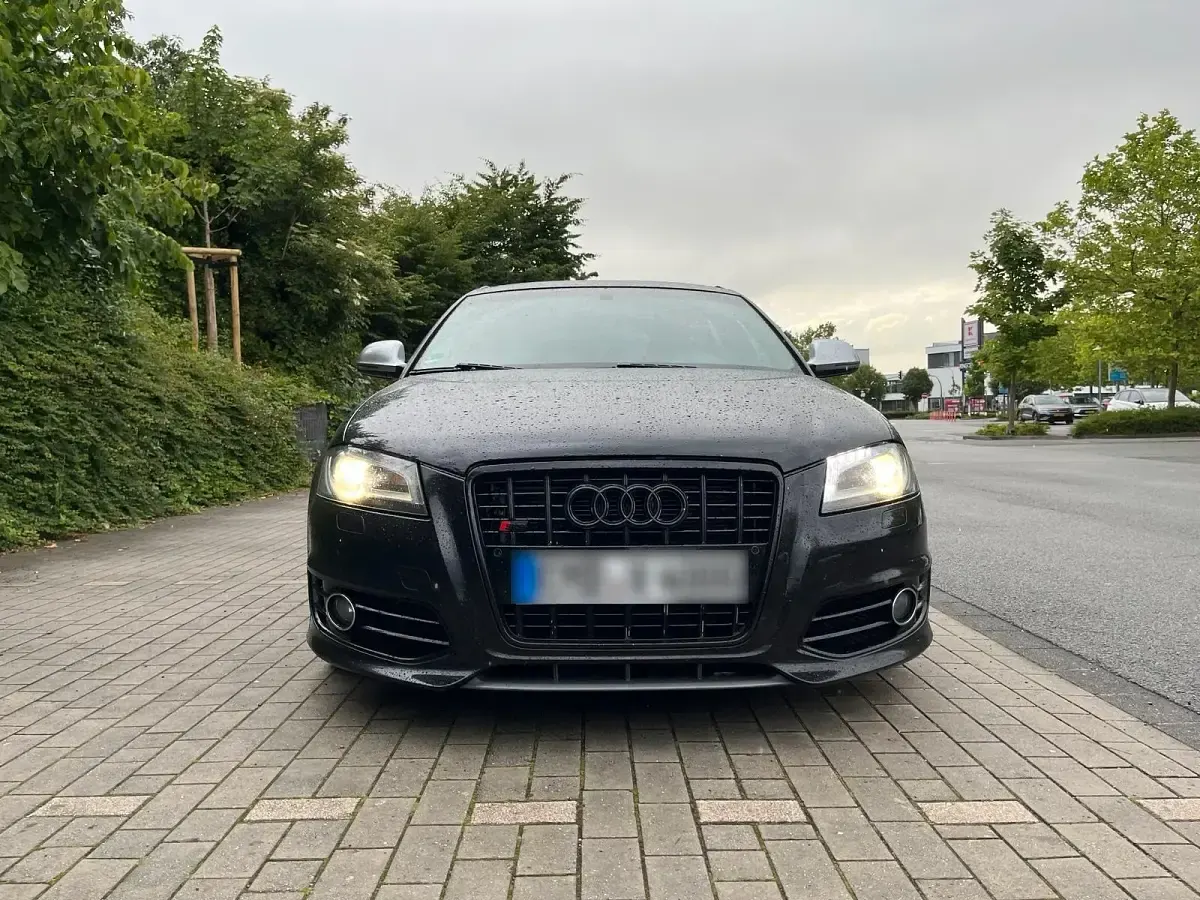 Gebraucht Audi S3 265 PS (194 kW) 2010 Schwarz Kleinwagen