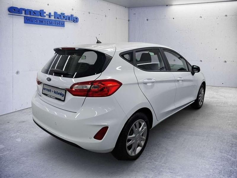 Gebraucht Ford Fiesta Trend 75 PS (55 kW) 2021 Weiß Kleinwagen