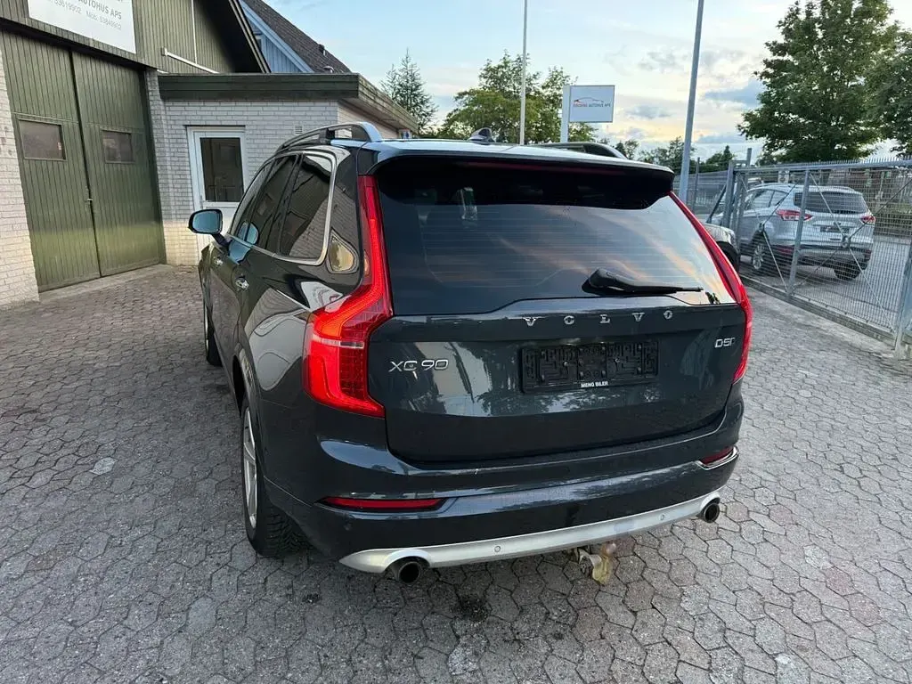 Gebraucht Volvo XC90 Momentum 224 PS (164 kW) 2015 Grau SUV
