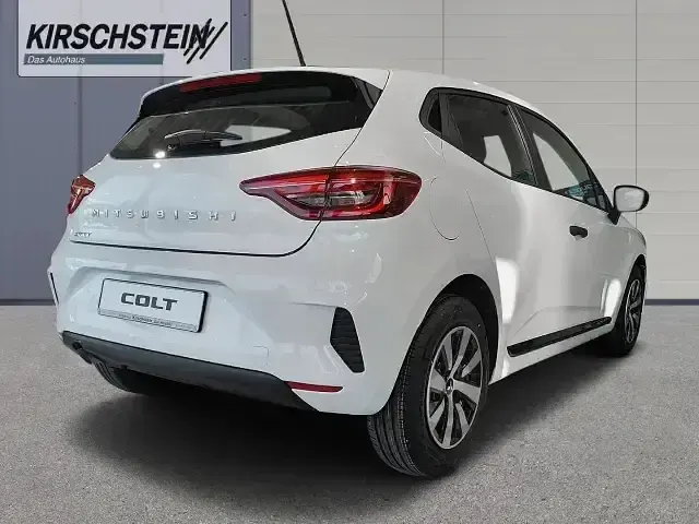 Gebraucht Mitsubishi Colt Basis 67 PS (49 kW) 2025 Weiss Kleinwagen
