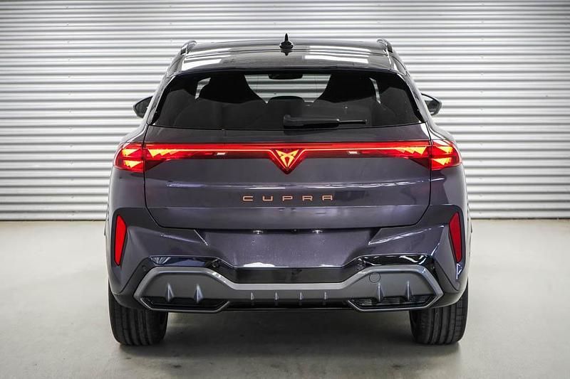 Neu Cupra Terramar VZ 265 PS (194 kW) 2025 Graphene grau metallic (r6) SUV