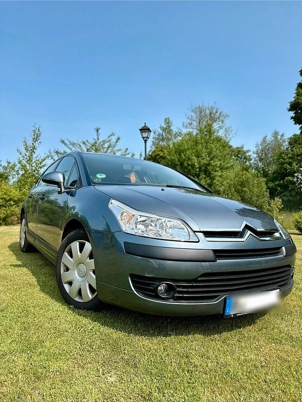 Grau Gebraucht 2006 Citroën C4 Kleinwagen | 2.200 € (Fairer Preis) - Bild 1/4