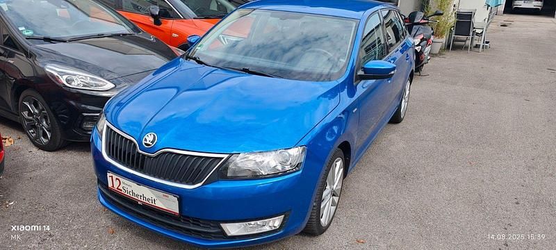 Blau Gebraucht 2017 Skoda Rapid Drive Kombi | 8.750 € (Superpreis) - Bild 1/4