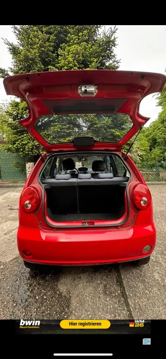 Gebraucht Chevrolet Matiz 52 PS (38 kW) 2010 Rot Kleinwagen