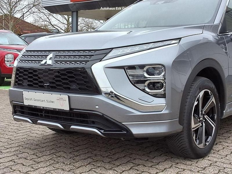 Gebraucht Mitsubishi Eclipse Cross Select 188 PS (138 kW) 2022 Grau SUV