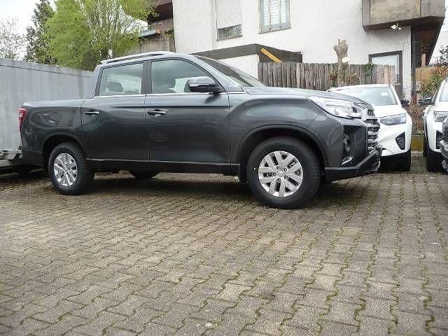 Silber Neu 2025 Ssangyong Musso SUV | 39.950 € - Bild 1/1