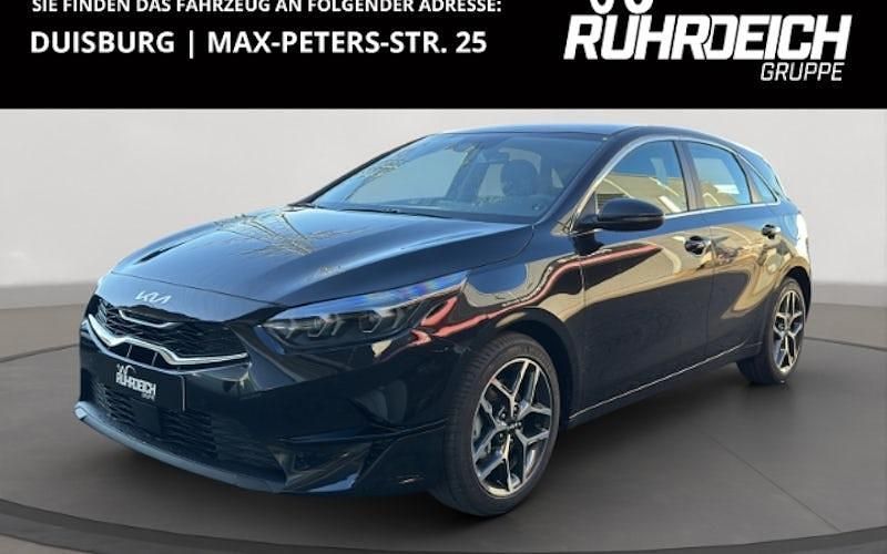 Gebraucht Kia Ceed Spirit 150 PS (110 kW) 2025 (1k) black pearl m Kleinwagen