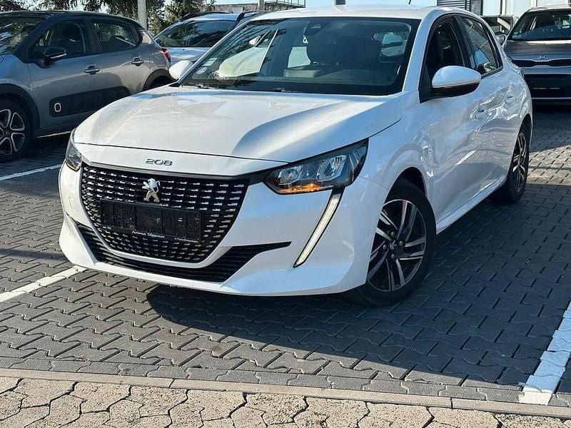 Gebraucht Peugeot 208 Allure 101 PS (74 kW) 2020 Weiß Kleinwagen