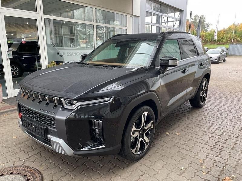 Schwarz Neu 2025 Ssangyong (KGM) Torres SUV | 40.390 € - Bild 1/4