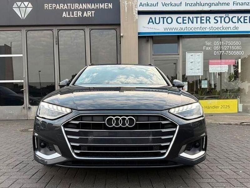 Gebraucht Audi A4 Advanced 163 PS (119 kW) 2022 Grau Kombi