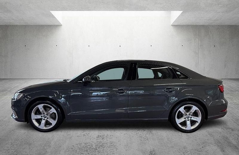 Gebraucht Audi A3 Sport 190 PS (139 kW) 2018 Grau Limousine