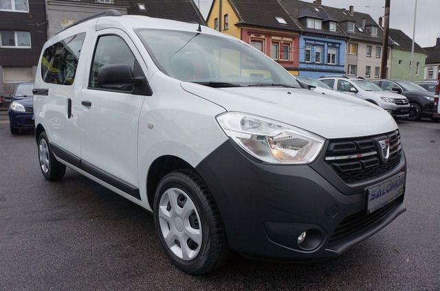 Gebraucht Dacia Dokker 102 PS (75 kW) 2016 Weiß Van / Kleinbus