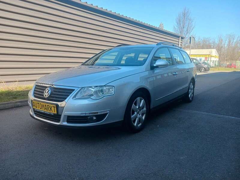 Silber Gebraucht 2010 VW Passat Sportline Kombi | 5.200 € (Fairer Preis) - Bild 1/4