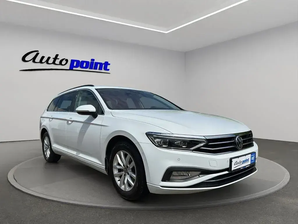 Gebraucht VW Passat Business 150 PS (110 kW) 2023 Weiß Kombi