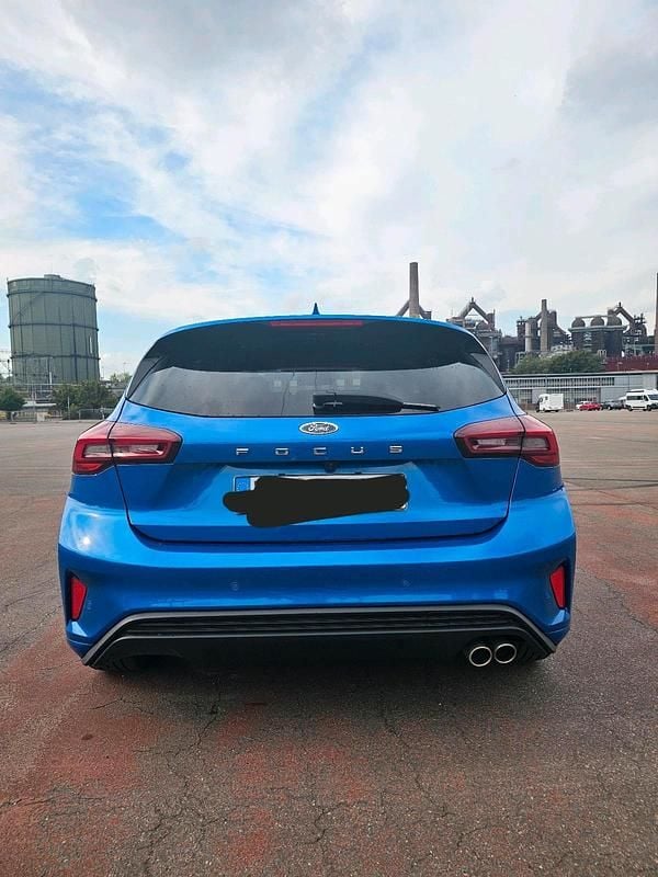 Gebraucht Ford Focus ST-Line 155 PS (114 kW) 2024 Blau Limousine