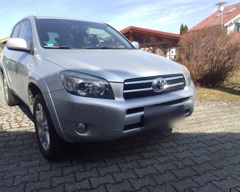 Gebraucht Toyota RAV4 Executive 177 PS (130 kW) 2006 Silber SUV