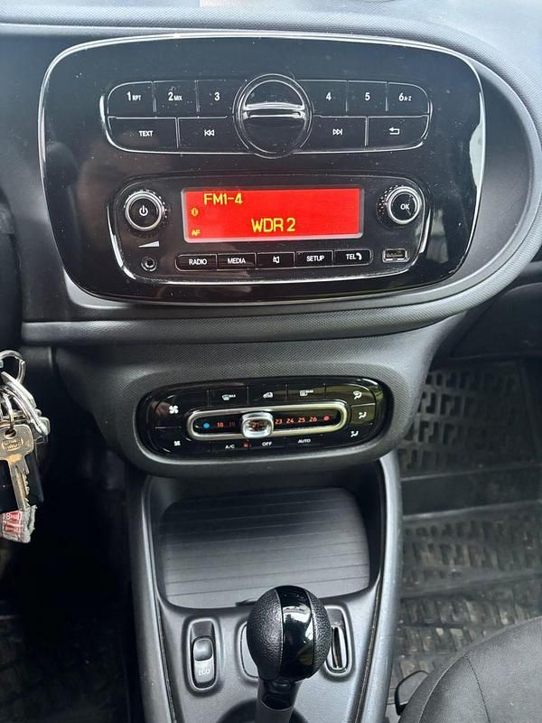 Gebraucht Smart ForFour Electric Drive 41 kW (56 PS) 2020 Schwarz Kleinwagen