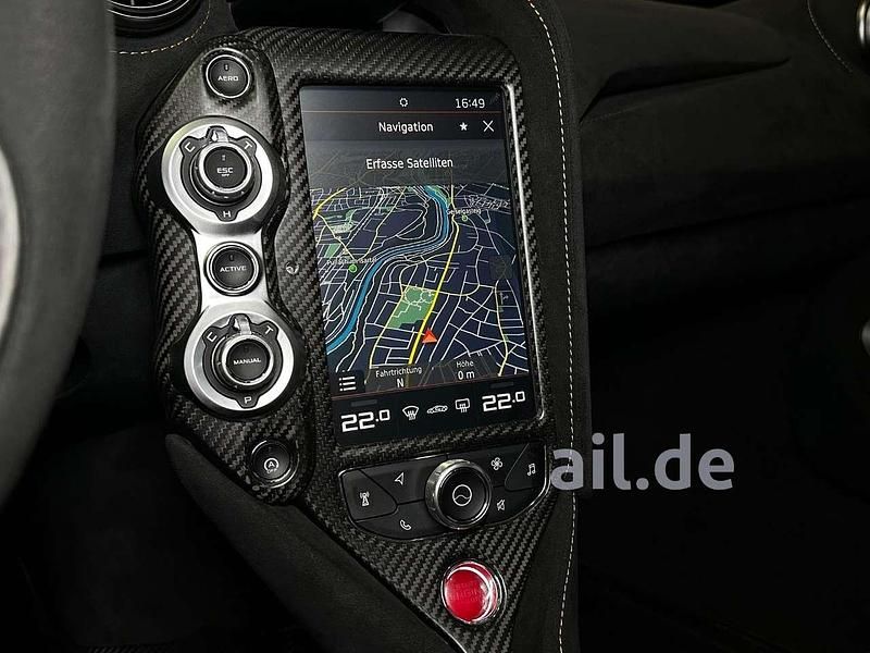 Gebraucht McLaren 765LT 765 PS (562 kW) 2021 Chicane effect Cabrio
